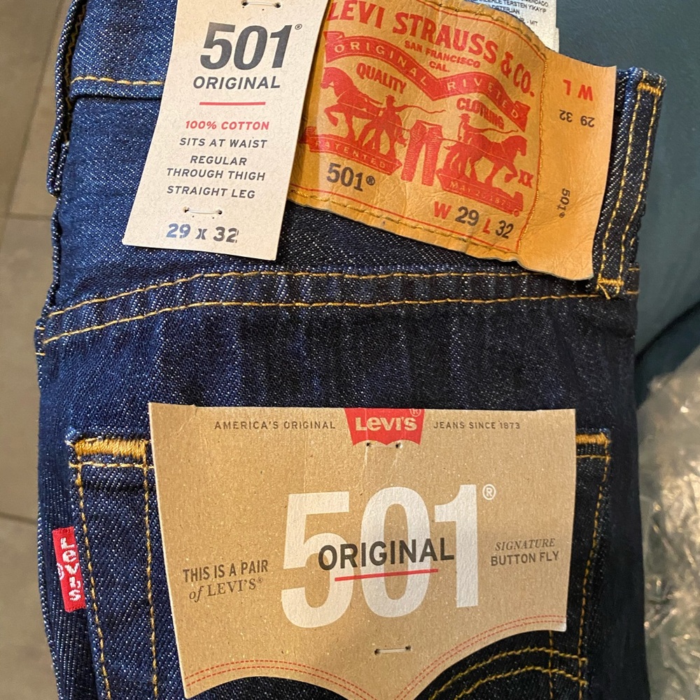 Levi’s men’s jeans 501